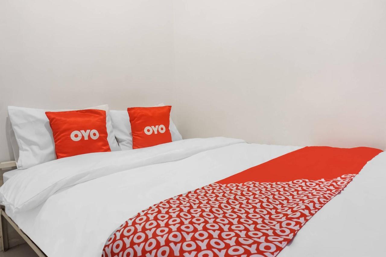 ホテル Super Oyo 91074 Stariez Senen Syariah ジャカルタ エクステリア 写真