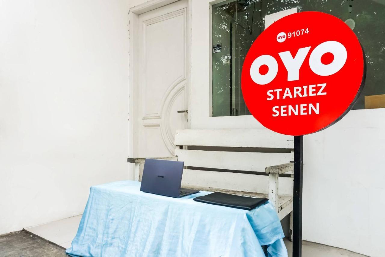 ホテル Super Oyo 91074 Stariez Senen Syariah ジャカルタ エクステリア 写真